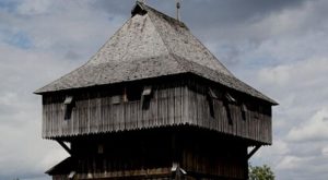 Medieval wooden castles by Kim Vermaak